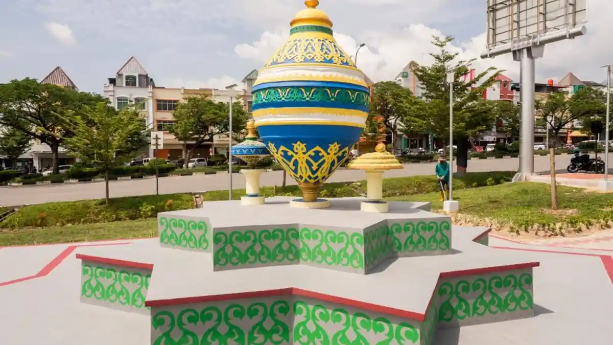 Pesona Tugu Gasing di Batam Centre, Mengenal Permainan Warisan Budaya Bumi Melayu