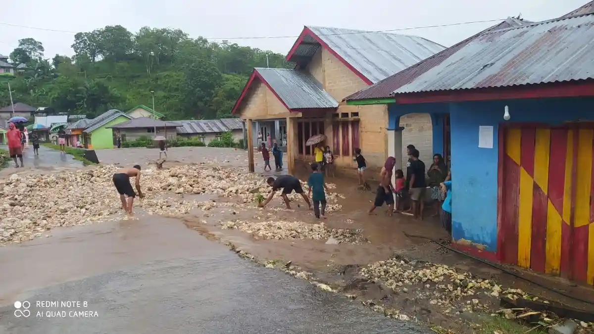 Banjir Terjang Manong, Puluhan Rumah Rusak, DPRD Manggarai : Perlu Aksi Cepat Pemda