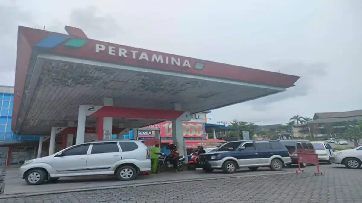 Promo Pertamina Pertalite Harga Rp 6.850, SPBU di Tanjungpinang Dipadati Pengendara
