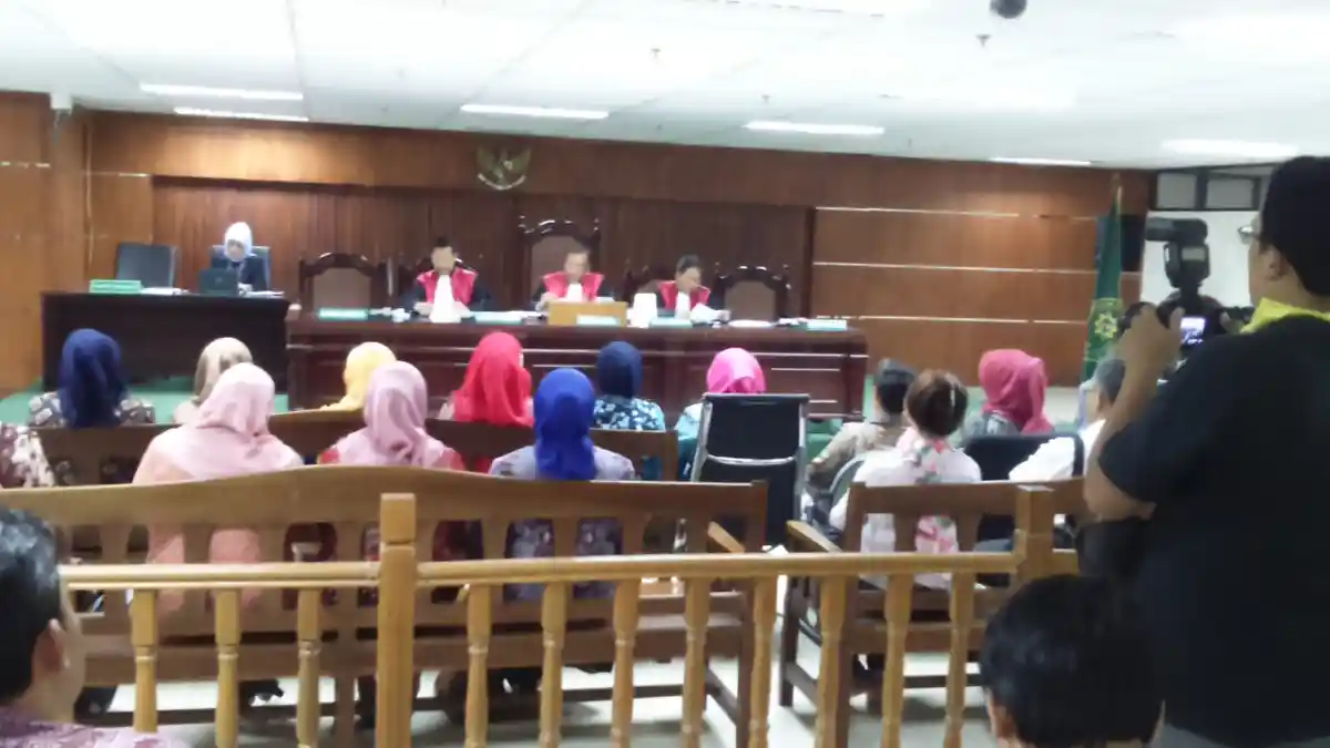 PNS Pemkab Bangkalan Tak Bisa Pastikan Potongan Dana yang Diminta Fuad Amin