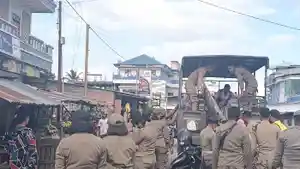 Tim-gabungan-yang-melibatkan-Disperindag-Belu-dan-Satpol-PP.jpg