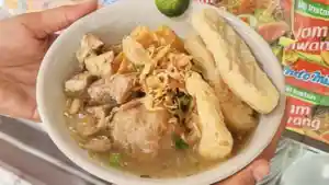 SAJIAN-cuanki-yang-berisi-bakso-dan-siomay-bisa-Anda-Bandung.jpg