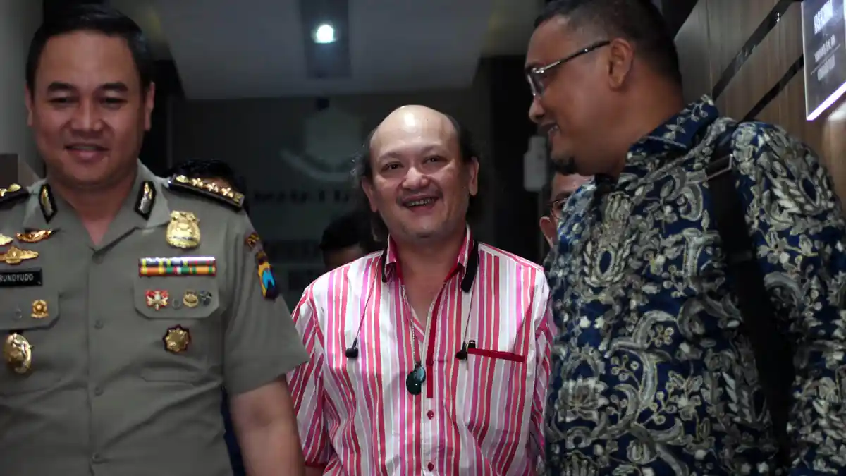 Polda Jatim Periksa Pria Berinisial M, Saksi yang Tahu Transfer Dana MeMiles ke Rekening Ari Sigit