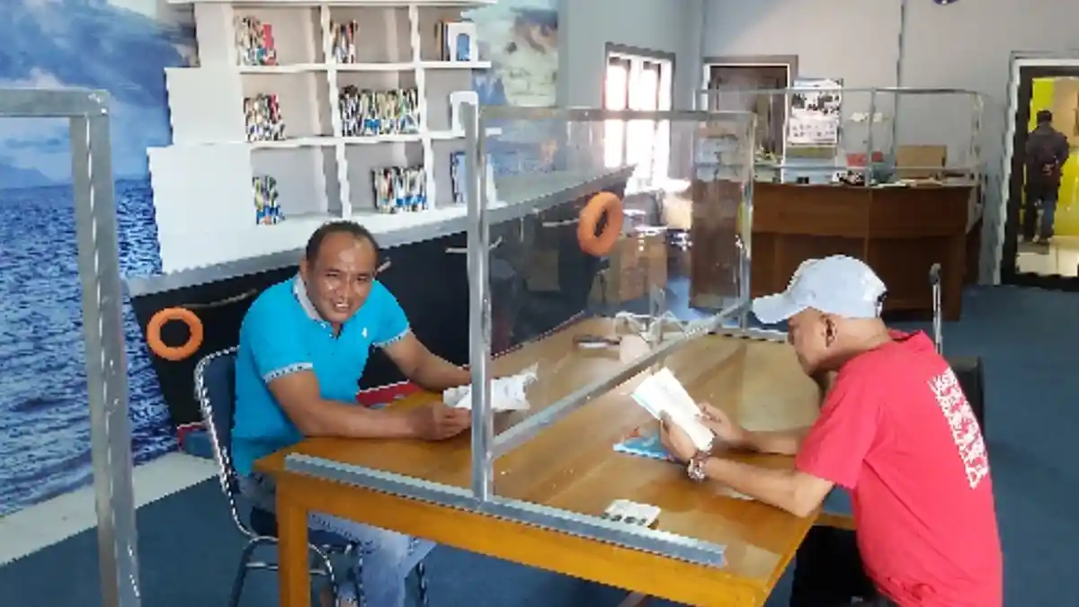 September Perpustakaan Mr Besar Martokoesoemo Tegal Buka Kembali, Petugas Siapkan Bilik Baca