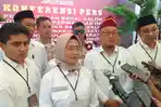 Ketua-DPD-Gerindra-Sulbar-Ruskati-Ali-Baal-tengah.jpg