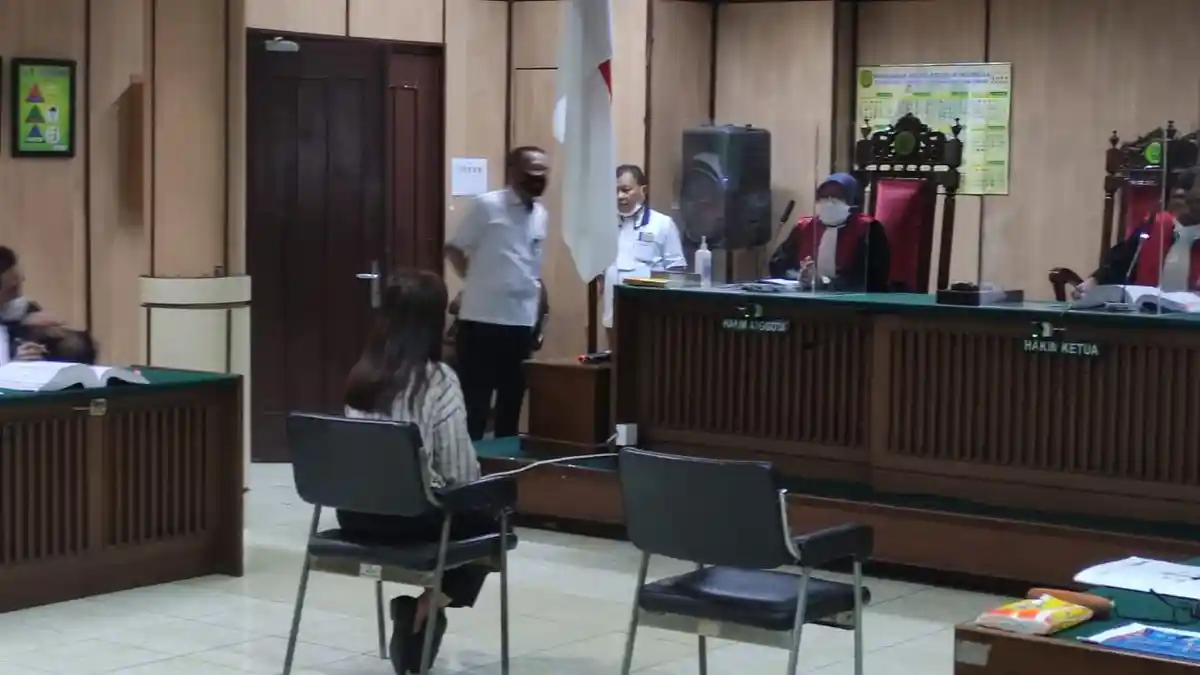 Jaksa Hadirkan Staff Ahmad Sahroni Jadi Saksi, Orang yang Mengirim Bukti Postingan Adam Deni