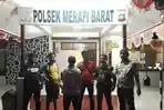 pelaku-penganiayaan-terhadap-pengawas-spbu-terminal-menggala-ditangkap.jpg