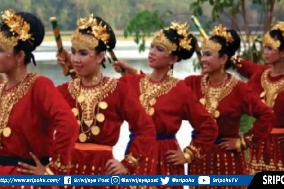 Tim Kesenian Musirawas Tampilkan Tari Kreasi Legenda Turak di Festival Sriwijaya XXVIII