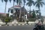 Bendera-Setengah-Tiang-Berkibar-di-Balai-Kota-Pematangsiantar_.jpg
