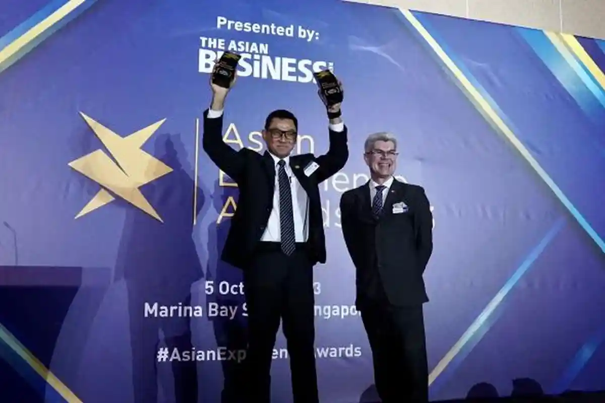 Keberhasilan Transformasi & Inovasi Digital Pelayanan Pelanggan PLN Raih 2 Penghargaan Internasional