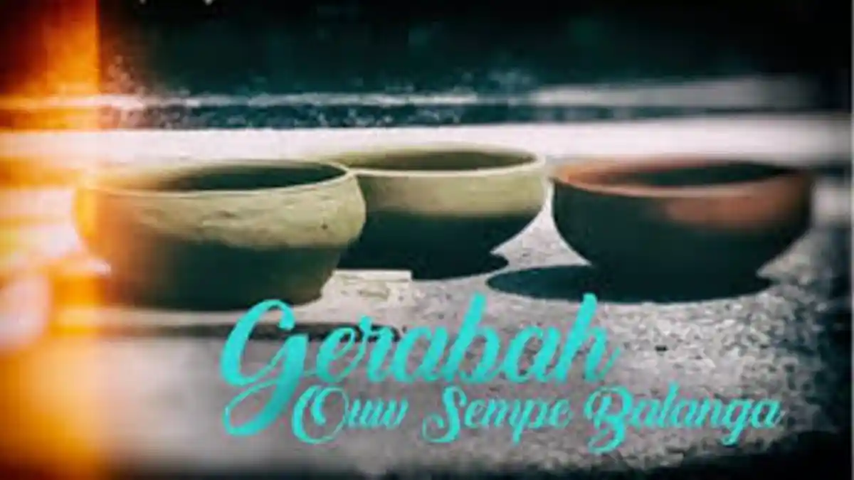 Gerabah Ouw Sempe Balanga dari Pulau Saparua Maluku Tengah