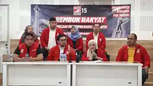 Ketua-DPW-PSI-DKI-Jakarta-Elva-Farhi-Qolbina-poling-Rembuk-Rakyat-Jakarta.jpg