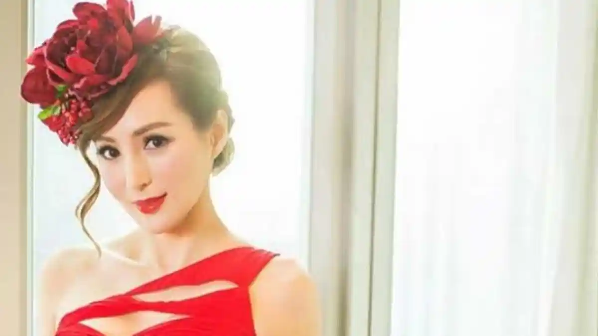 Wanita Cantik ini Terlihat Masih Gadis tapi Dia Orang Tua, ini Usianya