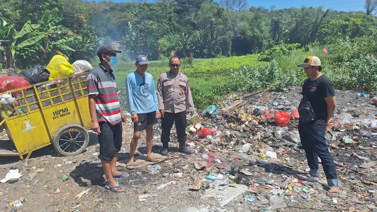 Hendak Buang Sampah, Ibu RT di Gresik Malah Bernasib Tragis, Kehilangan Keseimbangan