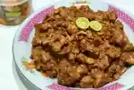 Kreasi Baru Sate Ayam Goreng Temani Acar Segar