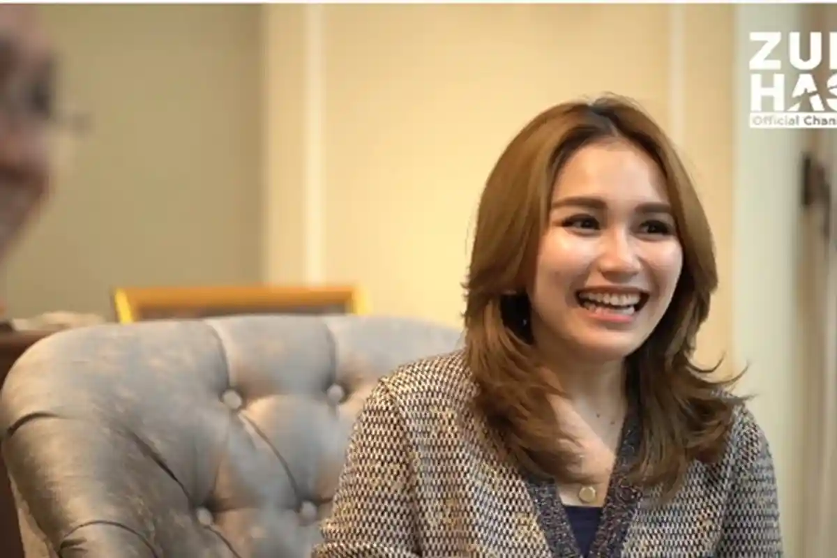 Ayu Ting Ting Syok, Pejabat Ini Terawang Nasib Janda Depok dengan Ivan Gunawan: Auranya Gak Ketemu