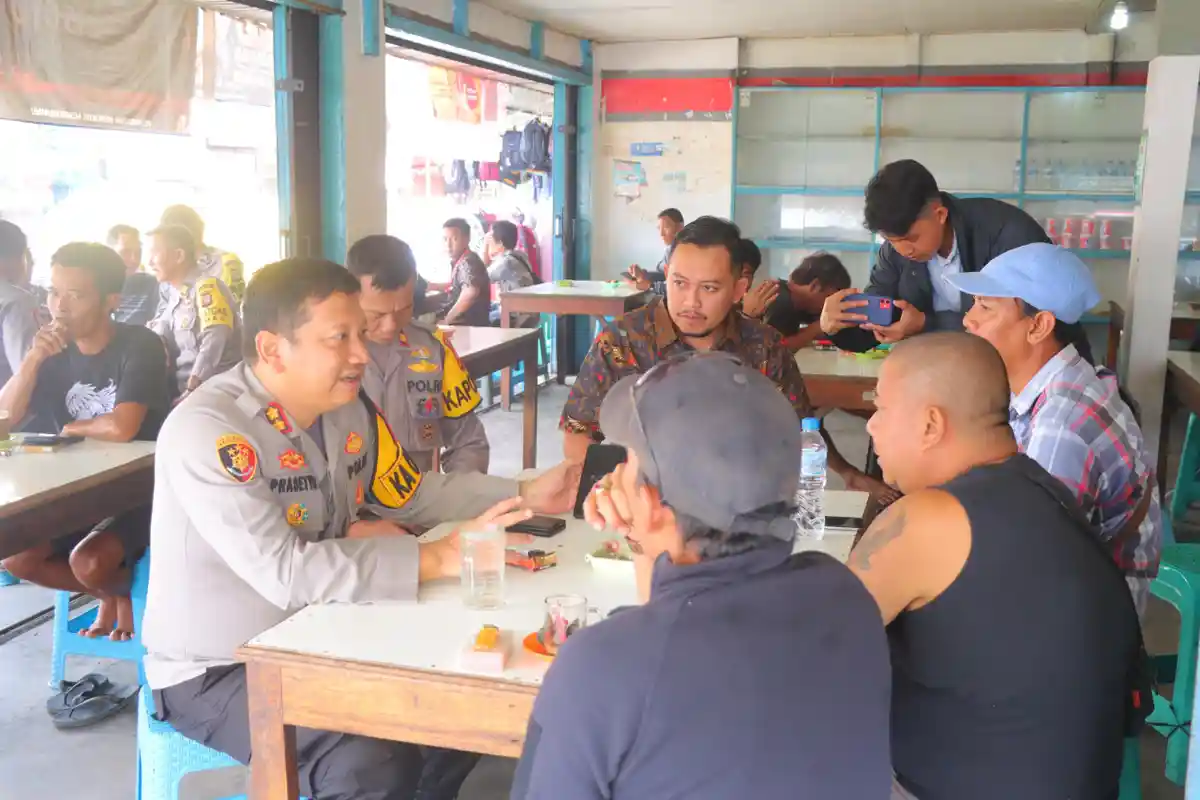 Jumat Curhat, Kapolres AKBP Dwi Prasetyo Dengar Langsung Aspirasi Warga Sintang