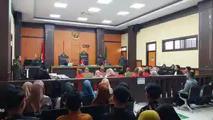 Sidang_putusan_14_terdakwa_pidana_Pilkada_di_Kampar_di_PN_Bangkinang-Senin-10-2.jpg