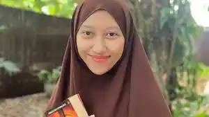 Tiya-Radam.jpg