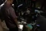 Reskrimsus Polda Metro Jaya Olah TKP Kasus Sampah Kulit Kabel