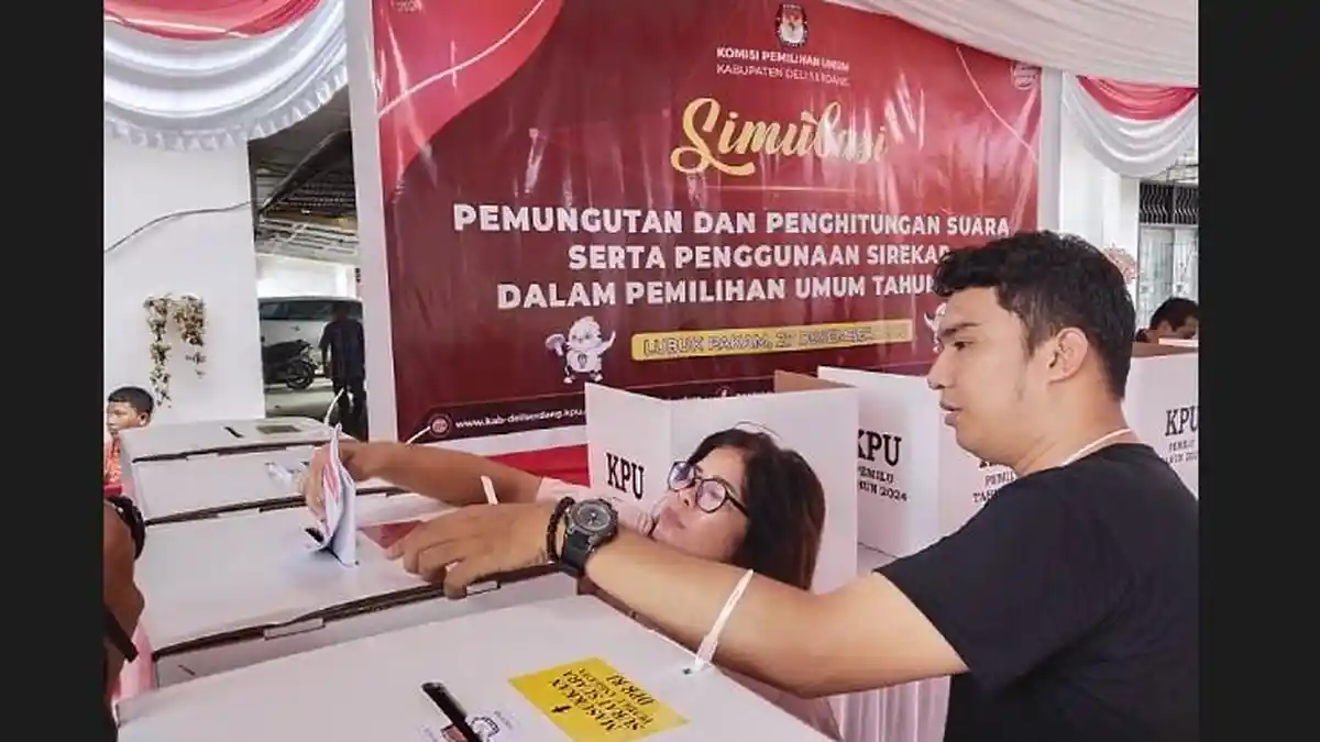 KPU Deli Serdang Gelar Simulasi Pemilihan, Warga Mengeluh Soal Ukuran Kertas Suara