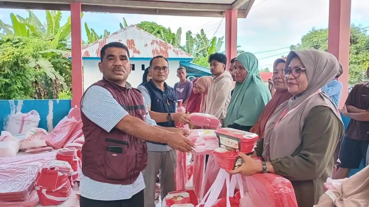 53 Paket Bantuan yang Disalurkan Dinsos SBT Ternyata Bersumber dari  Pemprov Maluku
