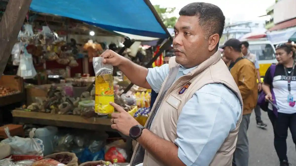 Inilah Hasil Sidak Polisi terhadap Volume Produk Minyakita di Pasar Pandansari Balikpapan