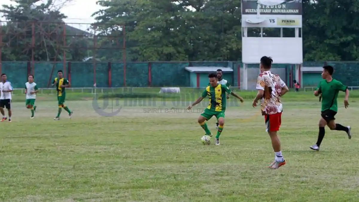 Foto-foto Persipon Jalani Latihan di Stadion Sultan Syarif Abdurrahman - pemain-persipon_20170711_190831.jpg