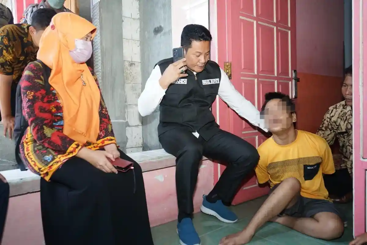 Remaja Disabilitas di Sidoarjo Diikat Selama 14 Tahun, Wabup Subandi Instruksikan Penanganan