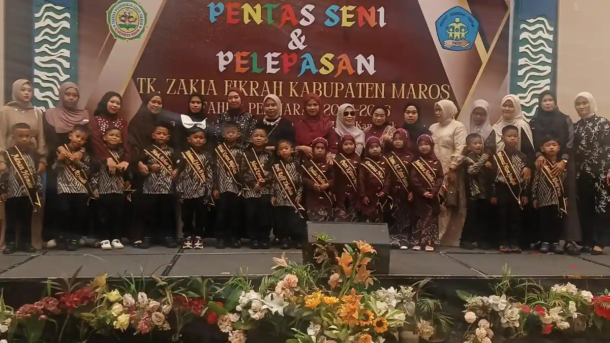 Suasana Haru Warnai Pelepasan Angkatan ke-23 TK Zakia Fikrah Moncongloe Maros, 85 Anak Lulus