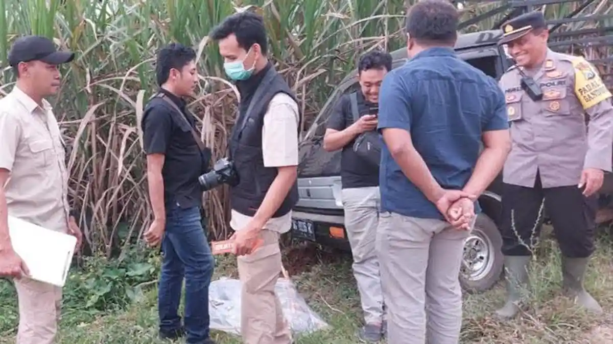 BREAKING NEWS: Duel Berdarah di Blitar, Bapak dan Anak Dibacok Setelah Ribut Soal Batas Lahan