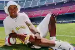 Legenda Sepak Bola Dunia, Ronaldinho, Bikin Heboh dengan Dansa Samba di Iklan Shopee Terbaru