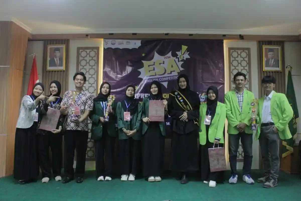 Mahasiswa UIN Walisongo Ukir Prestasi, Juara 1 Debat Bahasa Inggris Antar PT di UIN Banten
