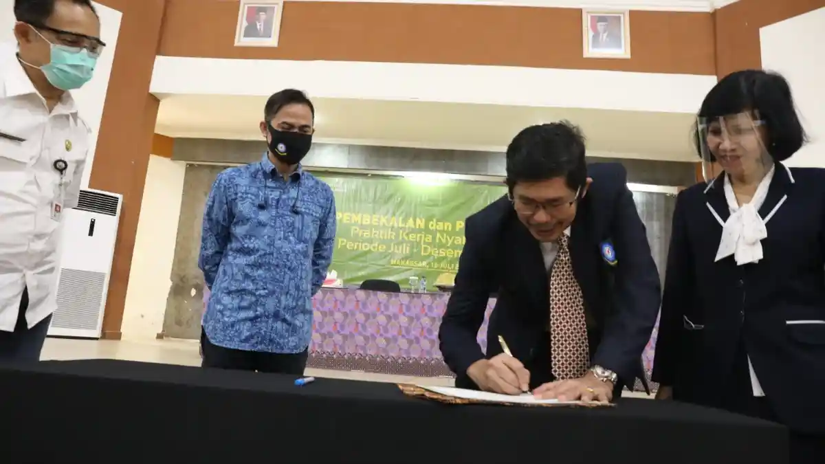 FOTO: Pelepasan Mahasiswa PKN Poltekpar Makassar - pelepasan-peserta54d.jpg