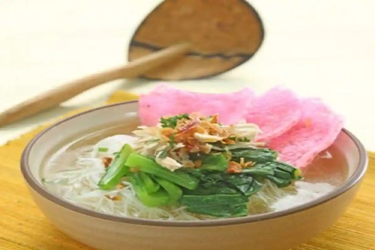 Resep Membuat Mi Sop Segar Khas Medan, Simak Tips Memasaknya Agar Bihun ...