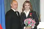 Vladimir-Putin-dan-Alina-Kabaeva-selirnya-yang-dikabarkan-hamil-lagi.jpg