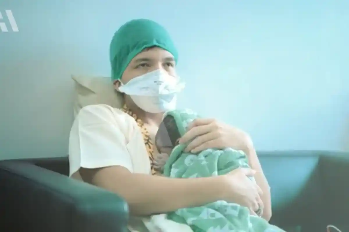 Nangis Jam 3 Pagi, Anak Aurel Hermansyah Bikin Atta Halilintar Melek: Jangan Nangis Lagi Ya