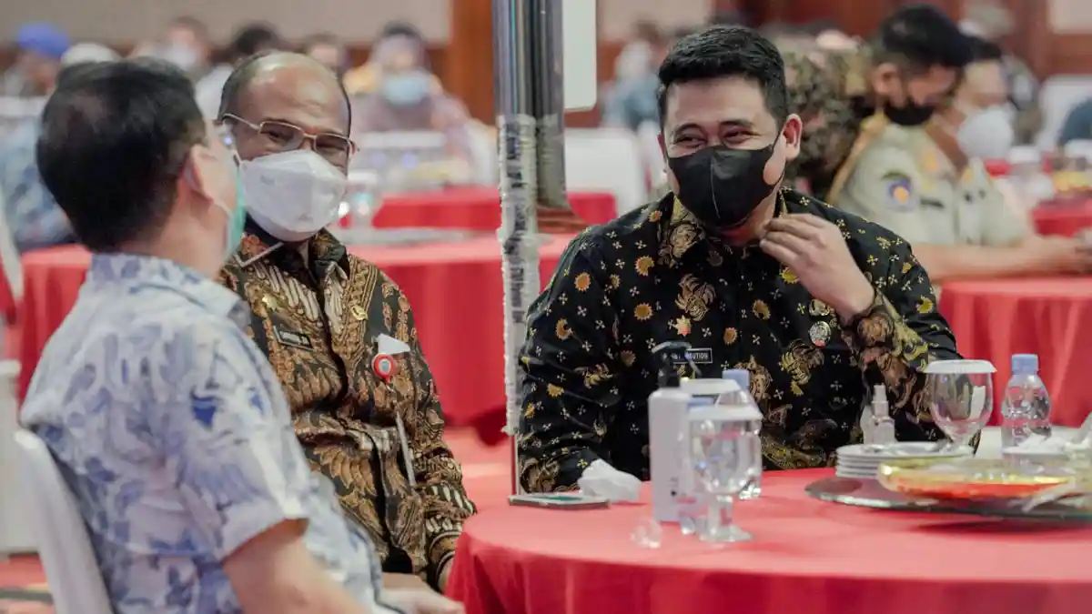 Dirjen Bina Administrasi Kewilayahan Kemendagri Apresiasi Bobby Nasution, Terbaik Capaian Vaksinasi