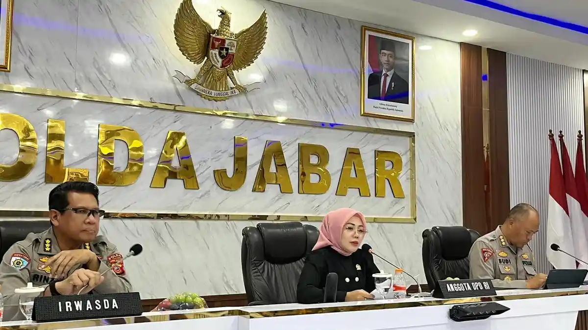 Matangkan Program 24 Jam Layani Rakyat, Teh Aanya Kunjungi Polda dan Pangdam III Siliwangi