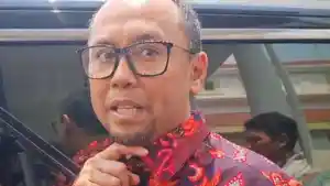 Ketua-PPATK-Ivan-Yustiavandana-di-Kompleks-Istana-Kepresidenan.jpg