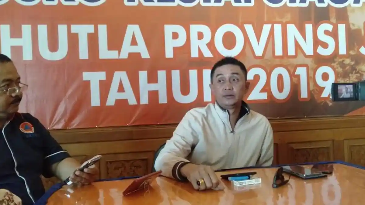 Jambi Siaga Darurat Karhutla, Water Bombing dengan Helikopter di Kumpeh dan Sinyerang