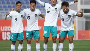 Selebrasi-pemain-timnas-Indonesia-U20-usai-Hokky-Caraka-cetak-gol-05032023.jpg
