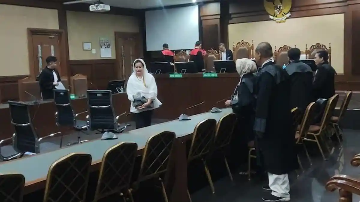 Sidang Hasnaeni Moein Kembali Digelar Agendanya Pembacaan Duplik
