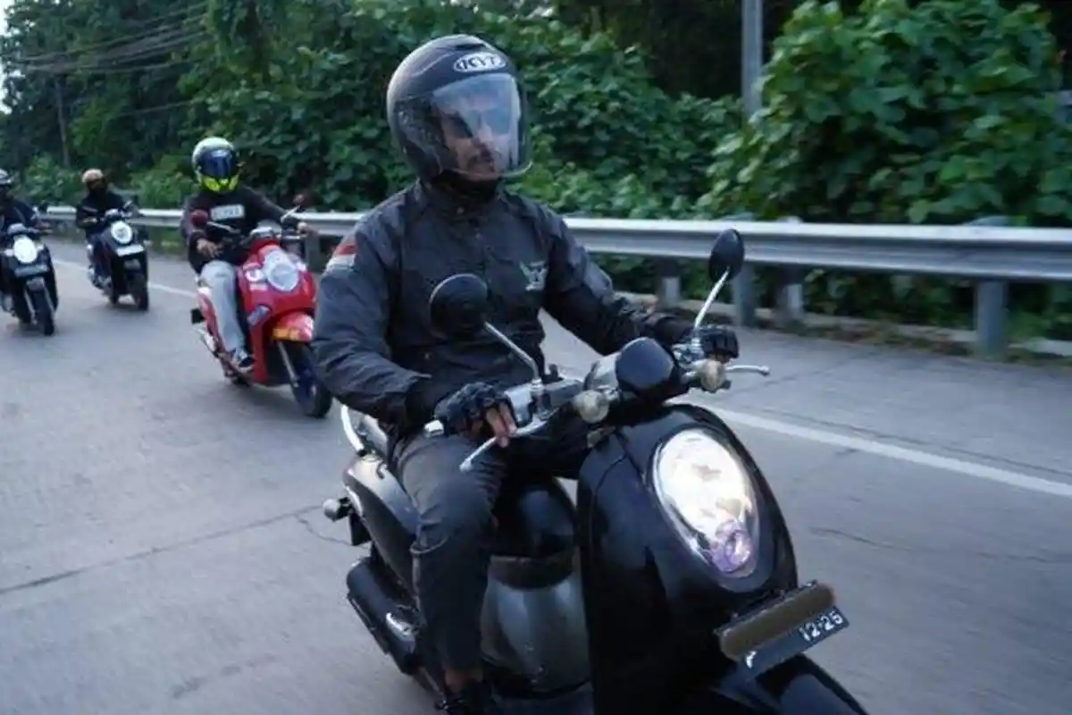 Begini Cara Memanaskan Mesin Motor supaya Aki Tidak Cepat Soak