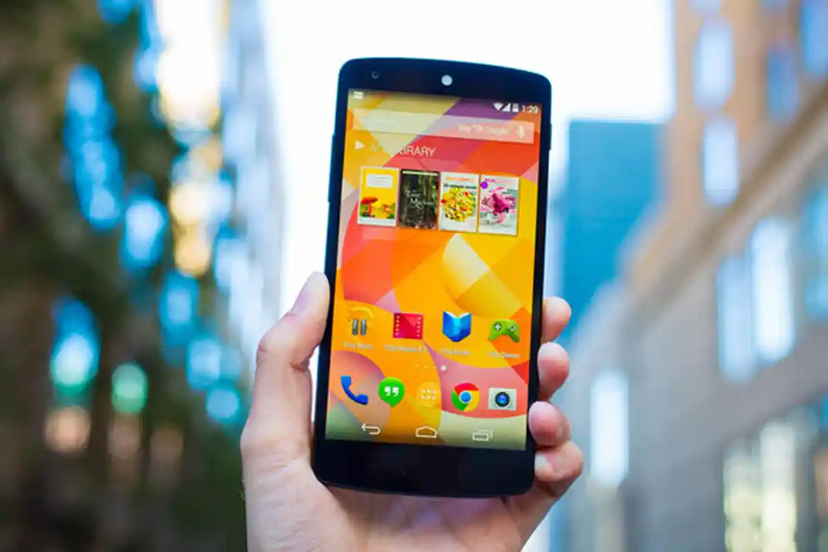 Smartphone Memori Internal 32GB - Penyimpanan Besar? 2 Ponsel Pilihan Ini Cocok Deh, Mau?