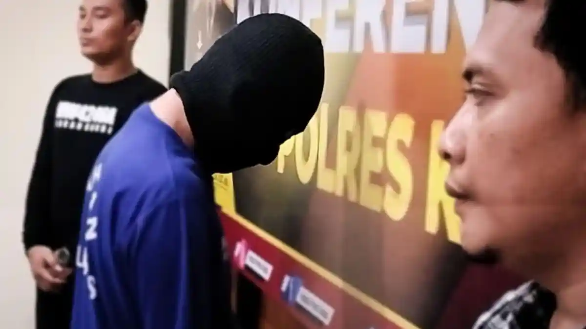 Tilep Uang Calon Jemaah Umrah Rp4,9 M untuk Judi Online, Bos Goldy Mixalmina Kudus Jadi Tersangka