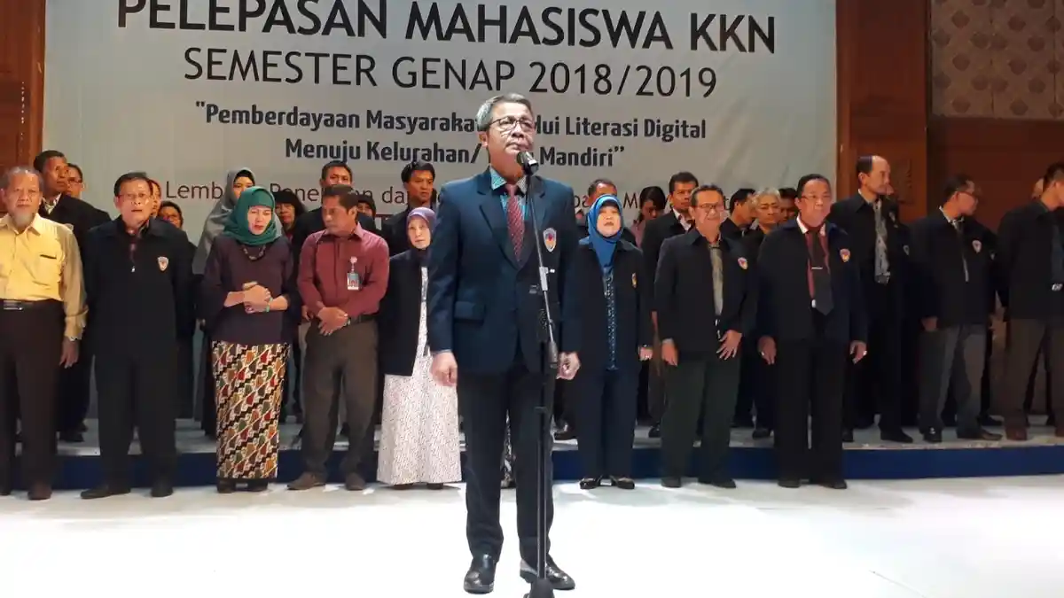 Pesan Rektor UPGRIS untuk Mahasiswa KKN: Jangan Mau Kalau Ada Caleg Mendekat