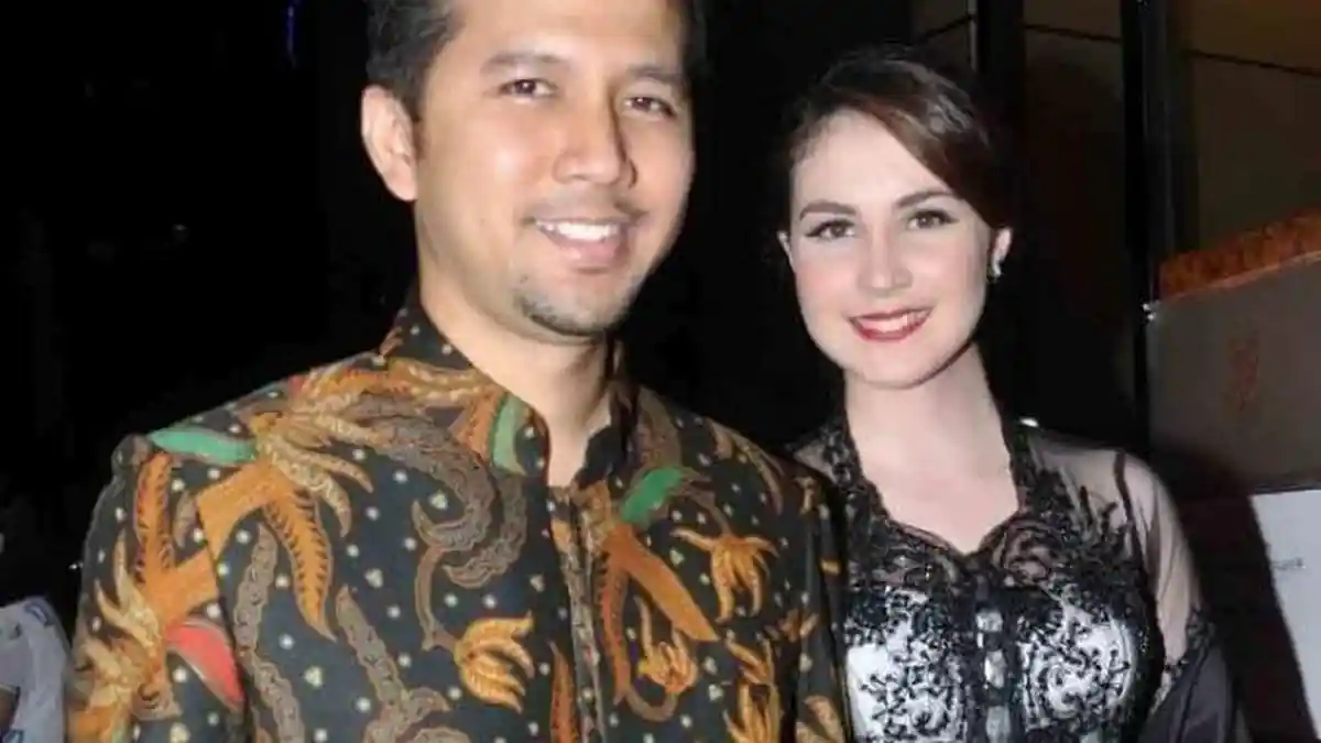 Tinggalkan Arumi Bachsin yang Berduka, Emil Dardak: Terima Kasih Tabah Melepaskanku Bertugas