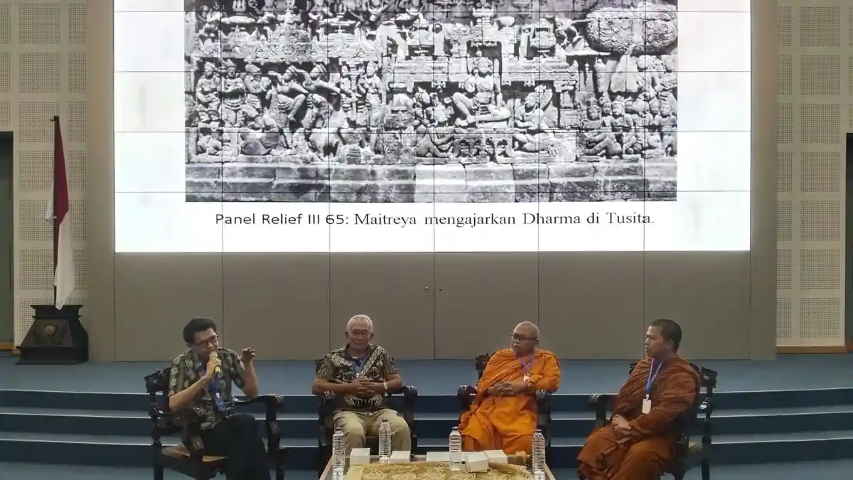 Perkuat Spiritual, Tokoh dan Umat Buddha Minta Chattra Segera Dipasang di Borobudur
