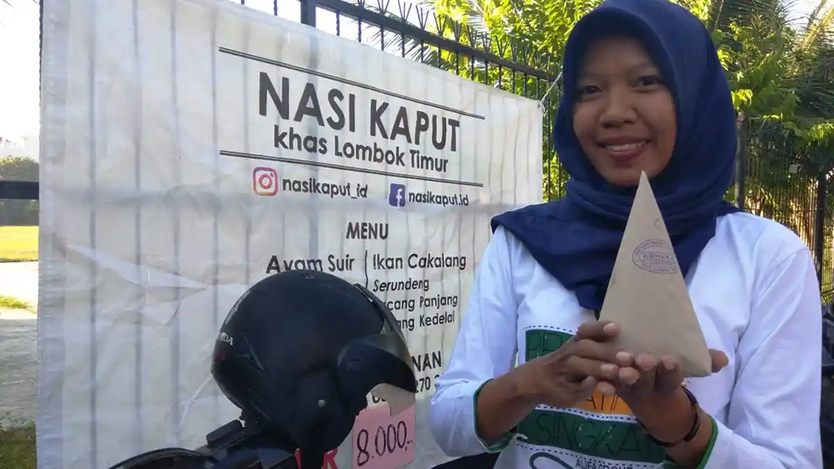Kaput, Nasi Khas Lombok Timur Berwadah Kerucut